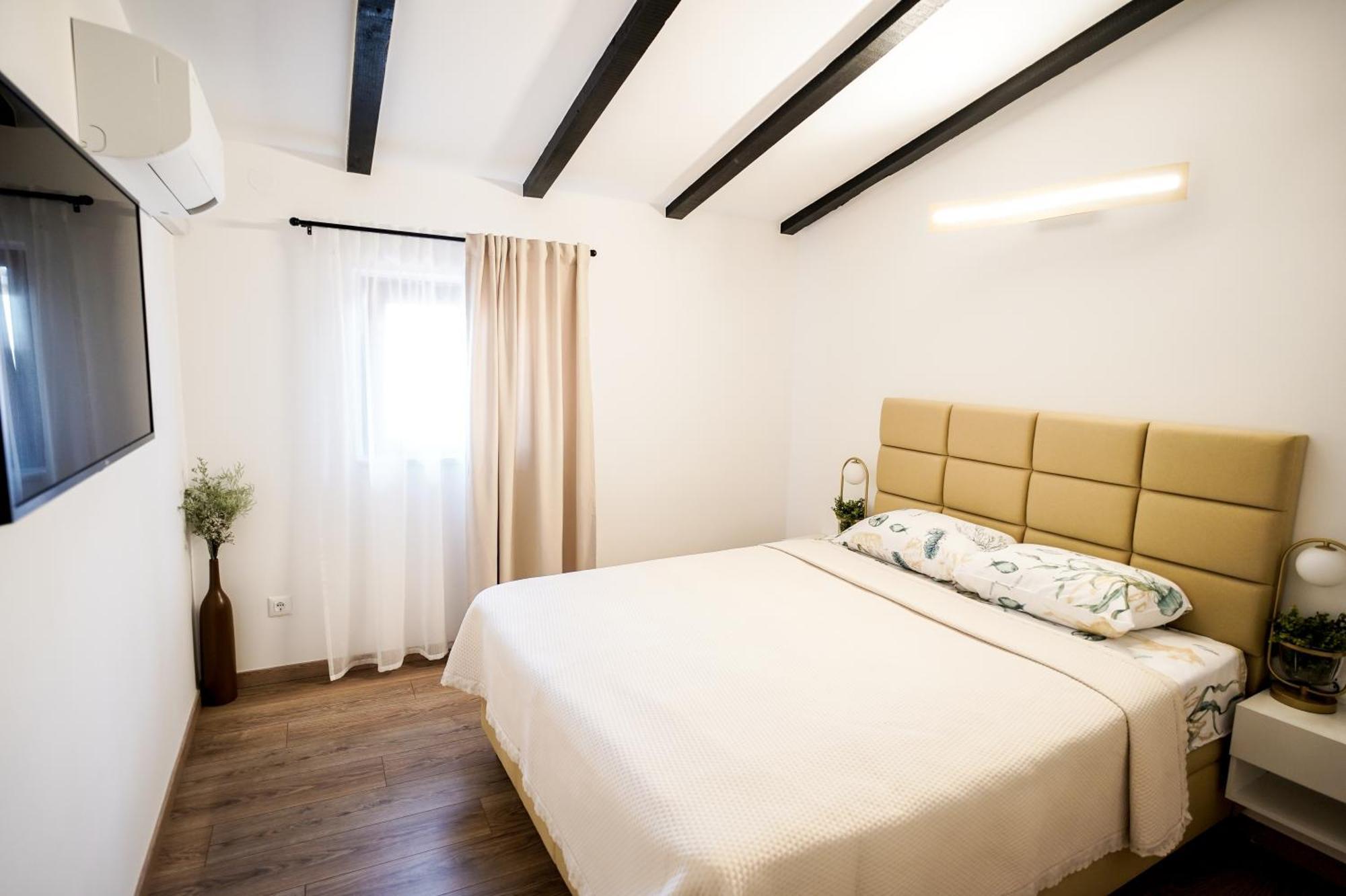 Apartment Rocco Rovinj Bagian luar foto